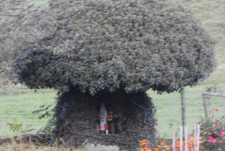 Marterl im Dultklostergarten
